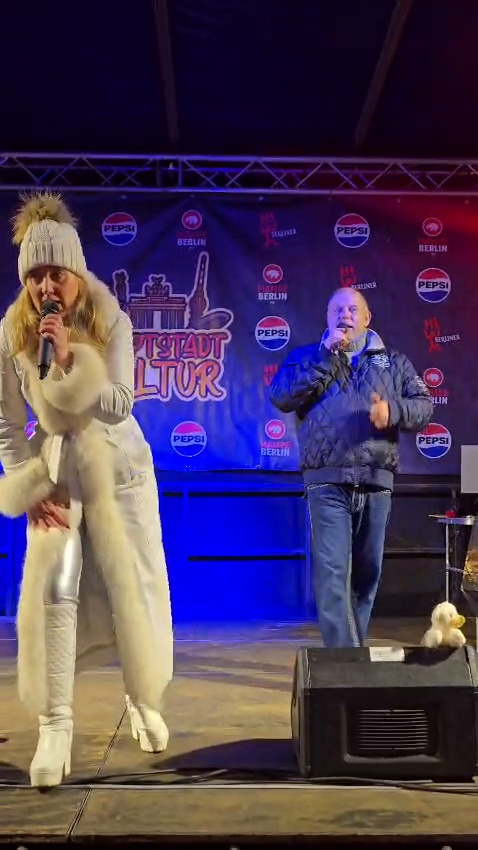 Duo Atemlos live beim Weihnachtsmarkt Müggelheim 2025